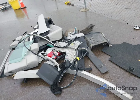 2014 Toyota Camry Hybrid Xle from USA, damaged, VIN 4T1BD1FK3EU111536